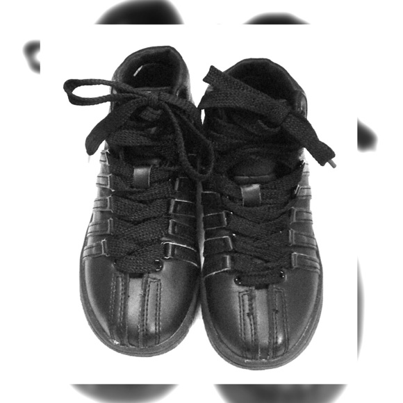 K-Swiss | K Swiss Black High Top Sneakers Size 5 |